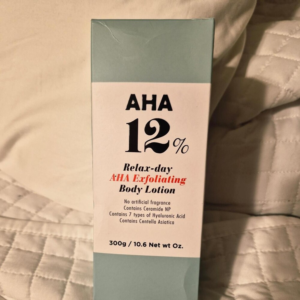 Village II Factory AHA 12% Relax-day AHA Exfoliating Body Lotion